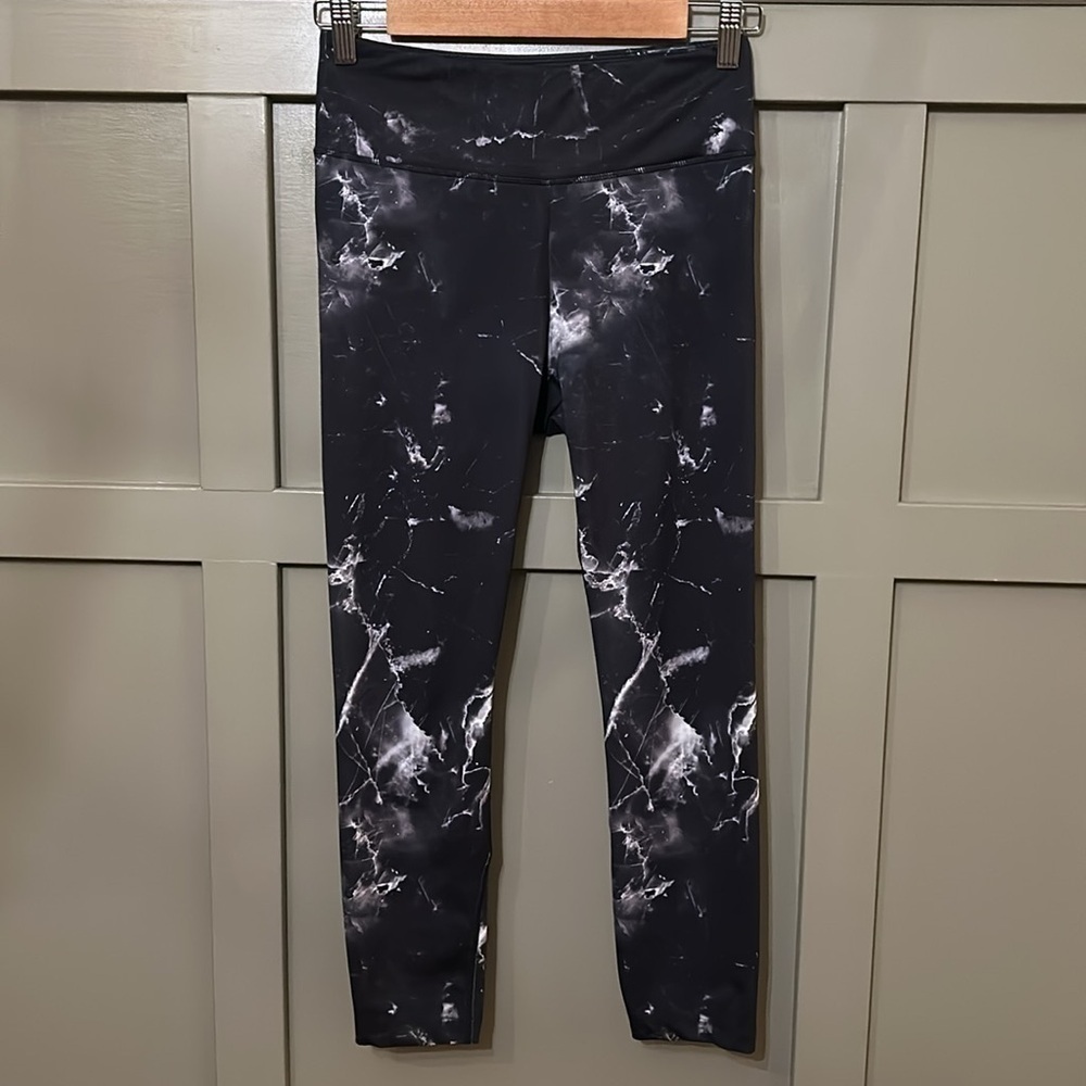 Kira Grace Yoga Activewear Leggings Black Lightning Print High Rise Size Small